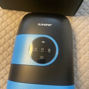 Quinear Black Hand Massager